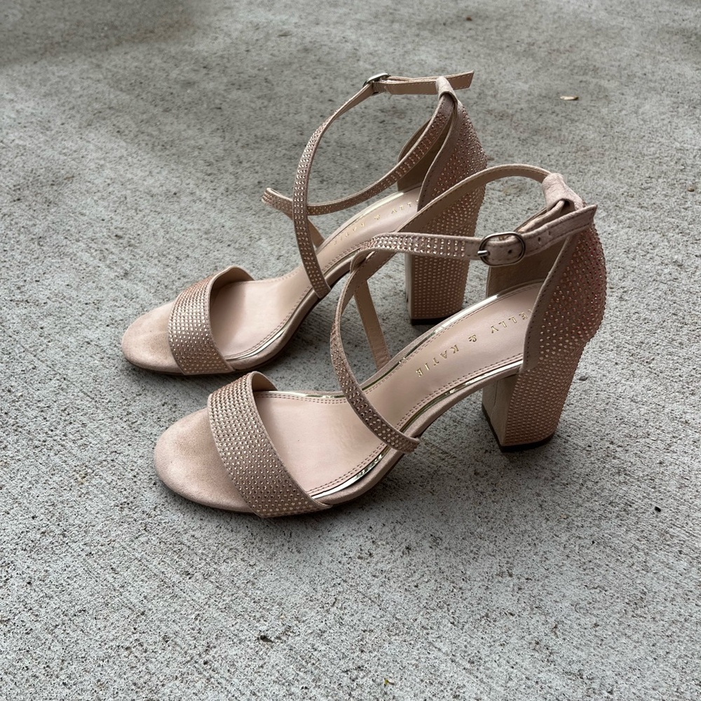 Vince Camuto Tan Heeled Sandals with Chunky Heel